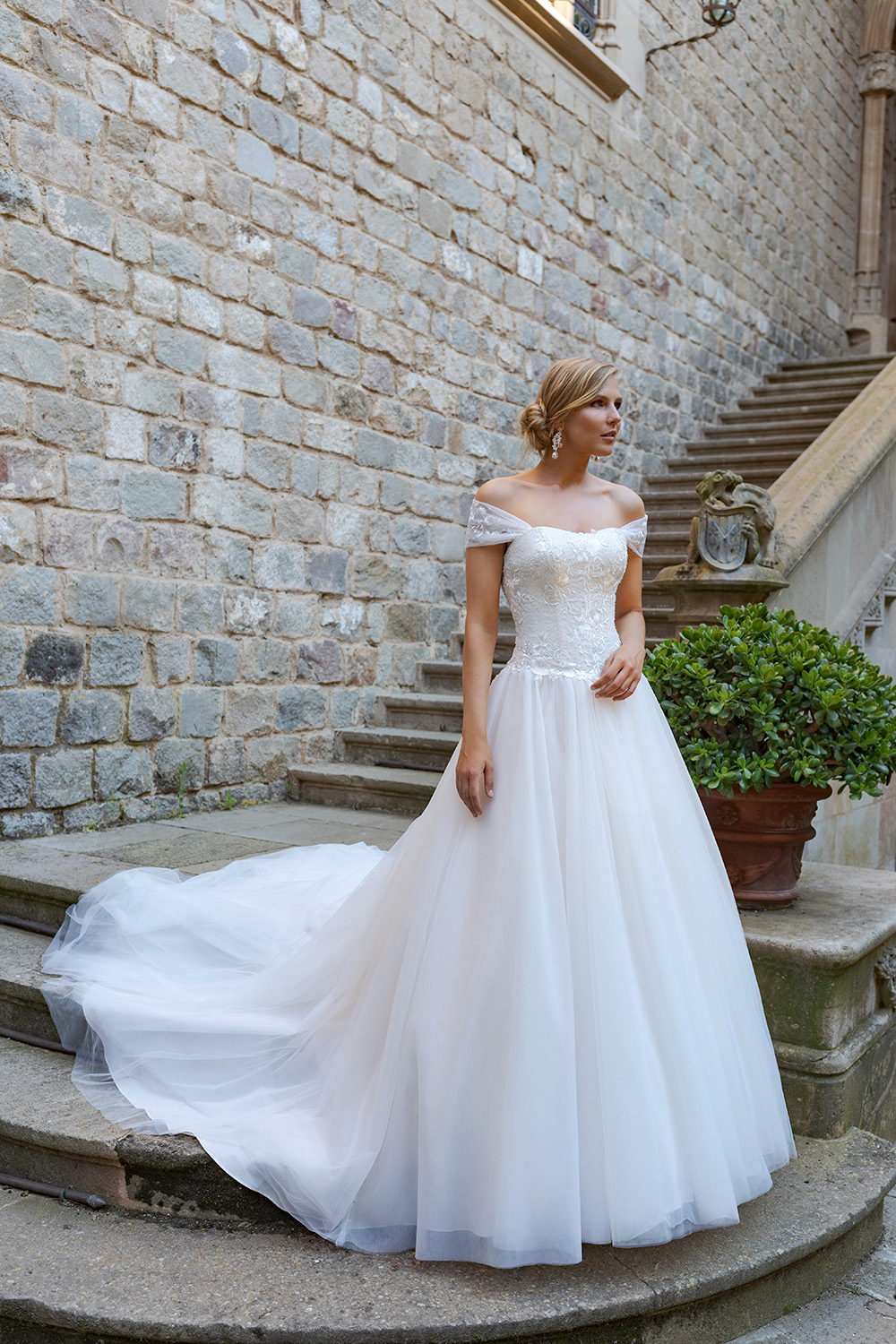 Brautkleid Felicia B1917 1 Amera Vera 2019