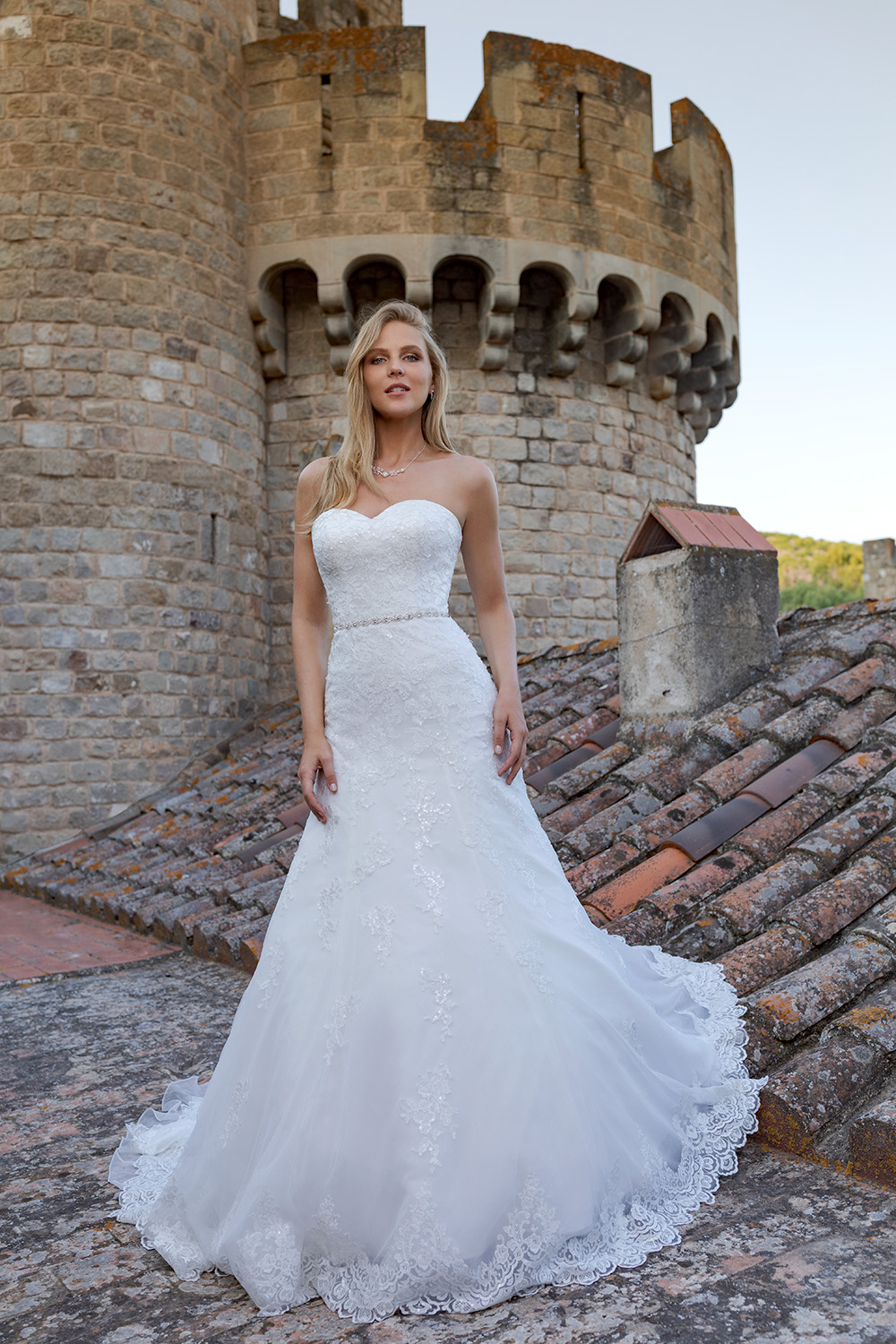 Brautkleid Jamila B1916 1 Amera Vera 2019