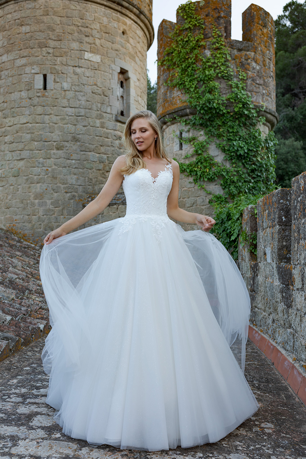 Brautkleid Lina B1906 1 Amera Vera 2019