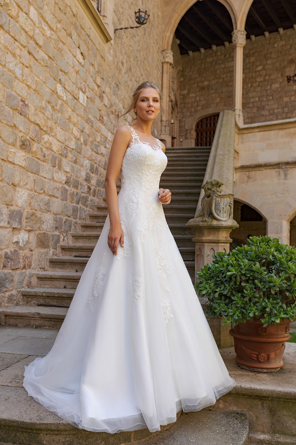 Brautkleid Stella B1736 5 Amera Vera 2019