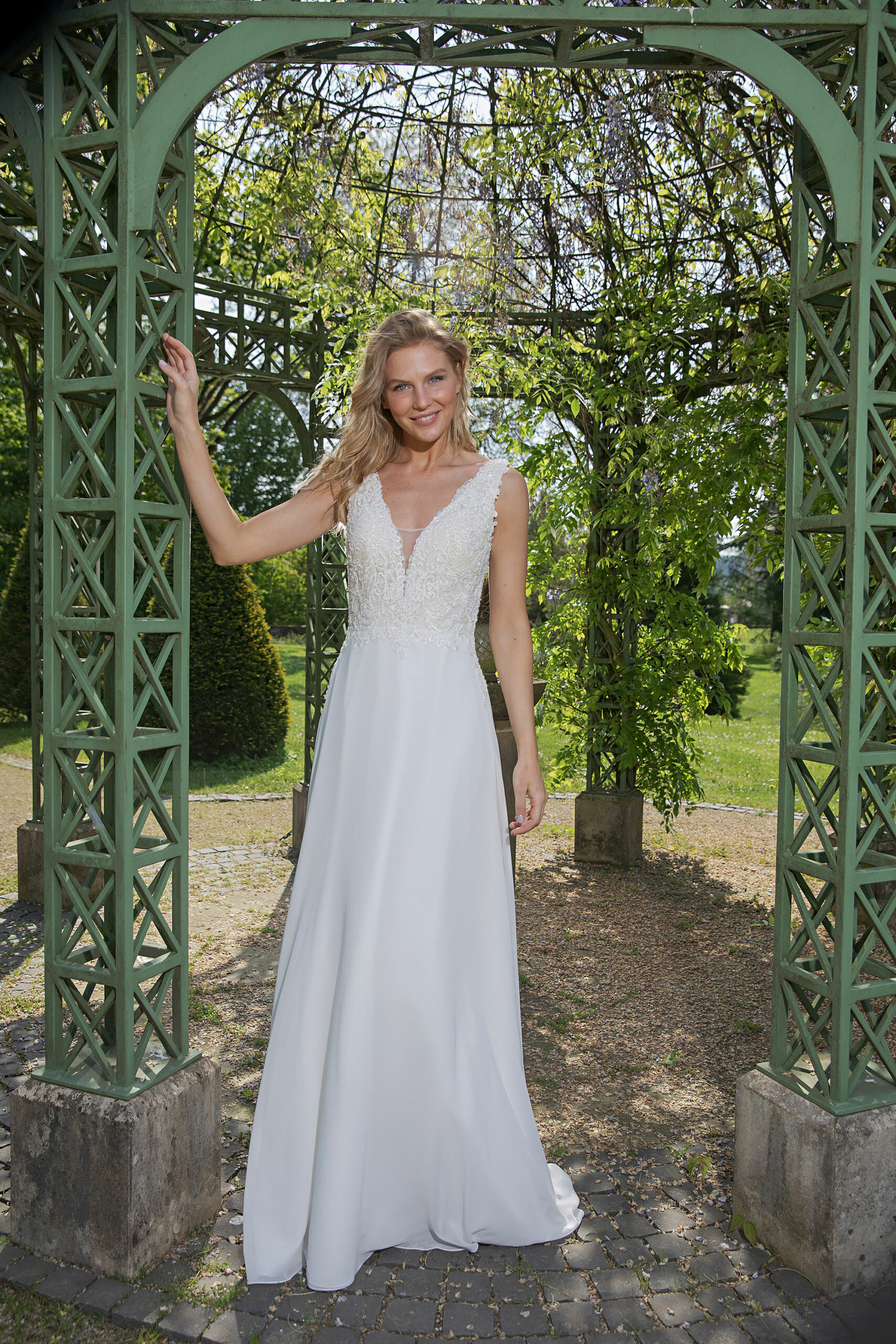 Amera Vera Kollektion 2020 Ivory Brautkleid Avena B2023 4 Hochzeitskleid